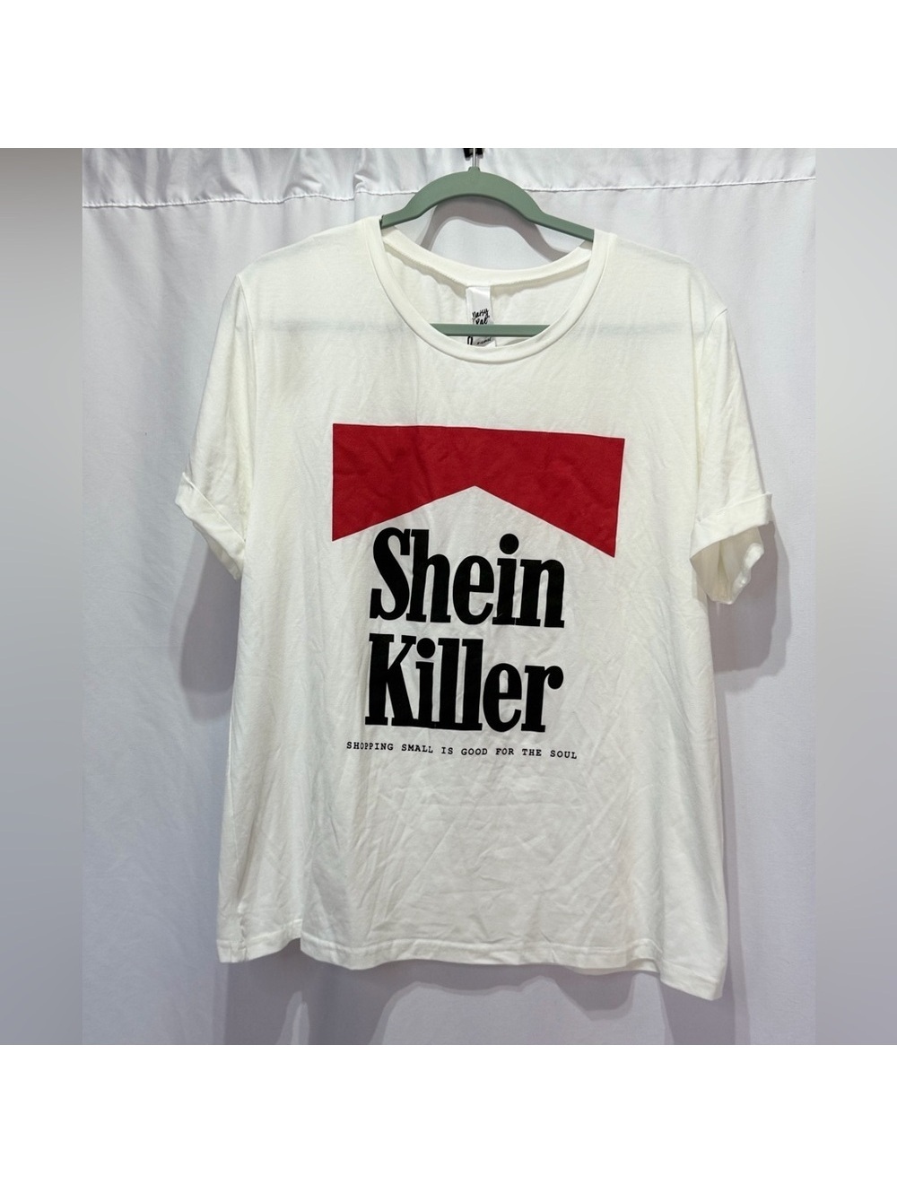 Shein killer shop small business New with tags daisy Rae Marlboro t shirt